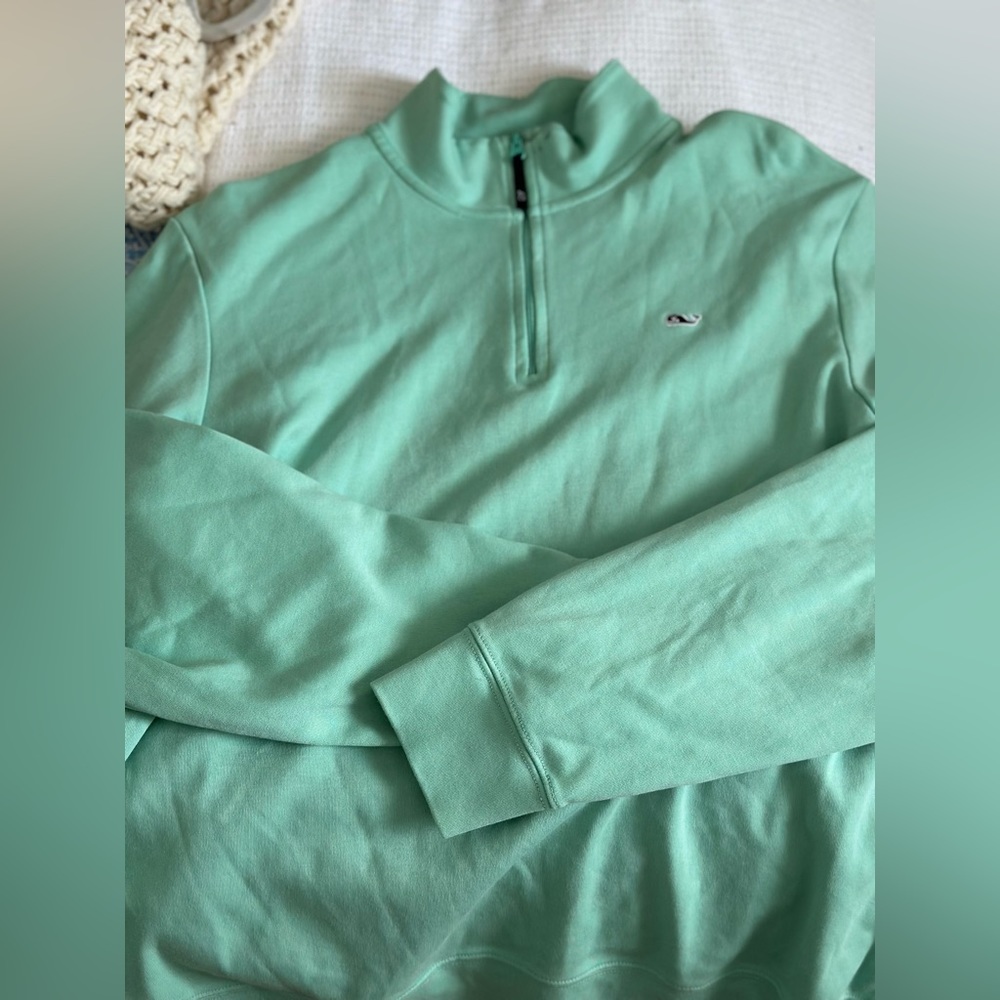 Vineyard vines quarter zip sweatshirt